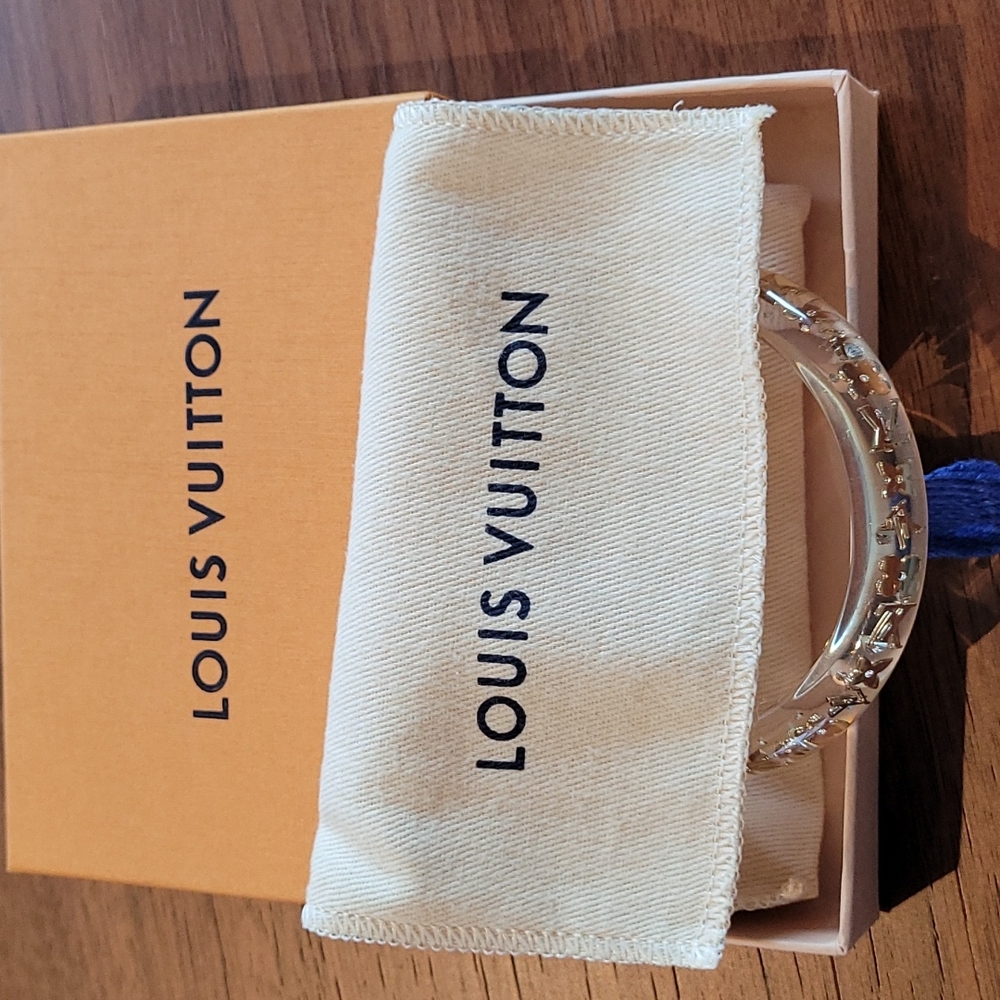 Louis Vuitton Lucite Bracelet - Picture 7 of 8